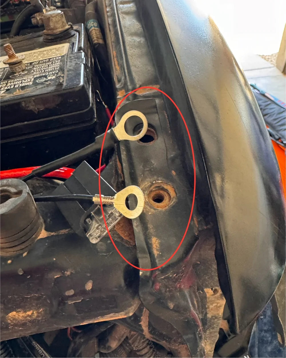Grounding the harness to the fender
